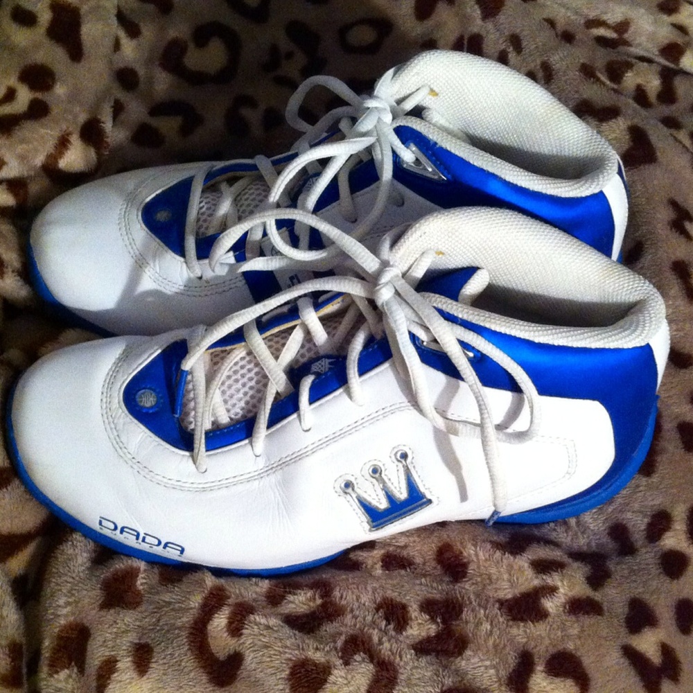 PRICED 2 SELL DaDa Supreme White Leather/Blue Trim